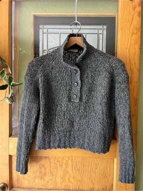 Everlane Charcoal Gray Textured Button-Up Women's Sweater